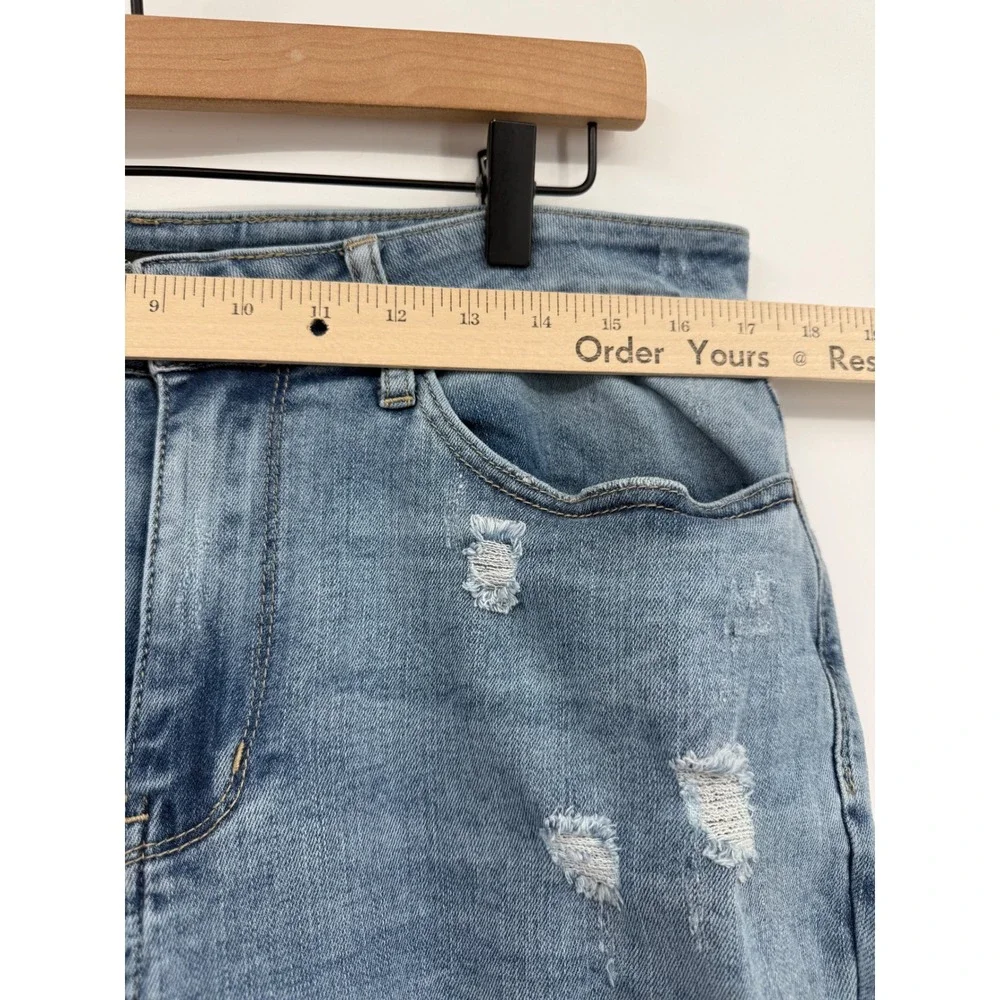 Judy Blue Jeans Womens 14W Blue Distressed Boyfriend Fit Stretch Denim Pants